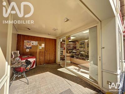 Local commercial - 240 m²