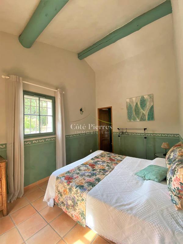 Villa - 205 m² - 8 pièces