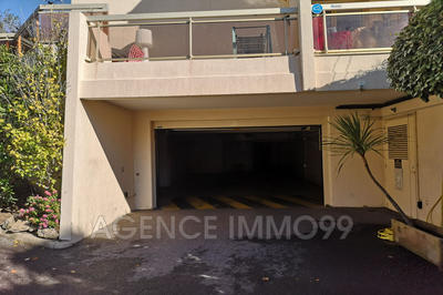 Parking / Garage - 24 m²