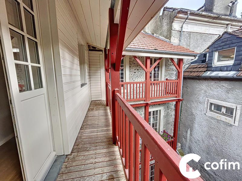 Appartement - 87 m² - 3 pièces