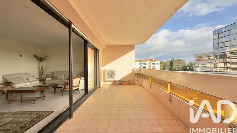 Appartement - 72 m² - 3 pièces