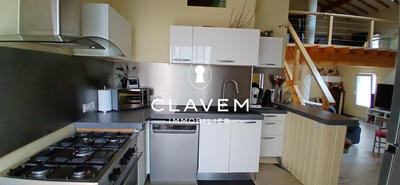 Maison ancienne - 117 m² - 8 pièces