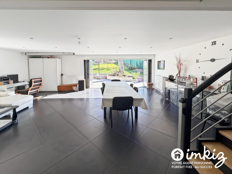 Maison - 140 m² - 5 pièces