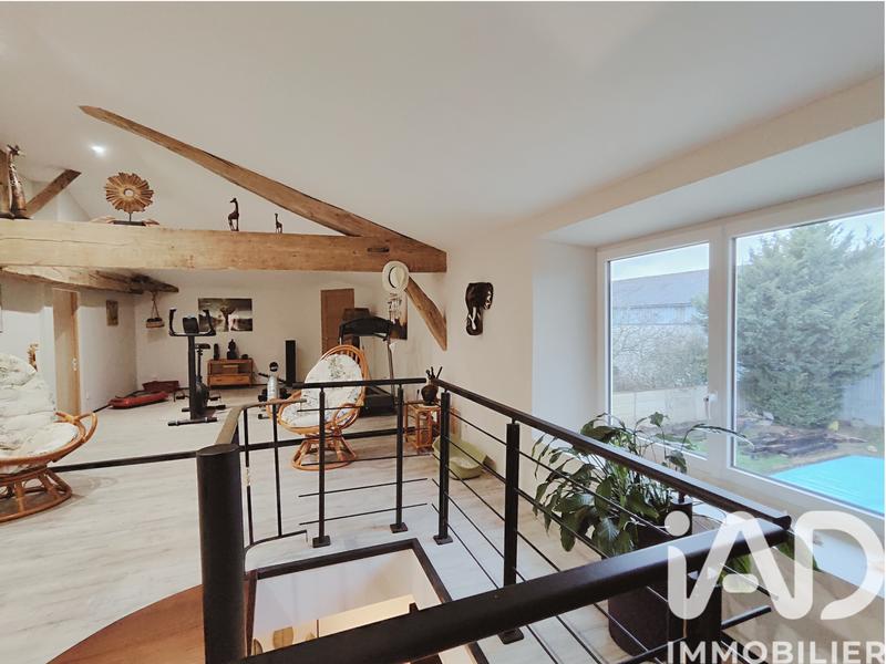 Maison - 378 m² - 10 pièces