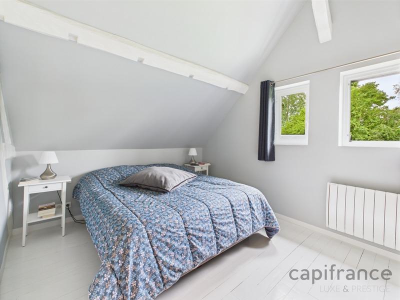 Maison - 188 m² - 9 pièces