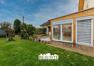 Maison ancienne - 182 m² - 7 pièces