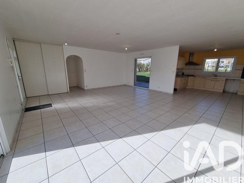 Maison - 121 m² - 6 pièces