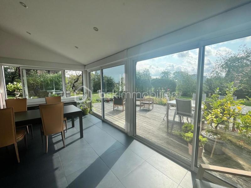 Maison d'architecte - 168 m² - 6 pièces