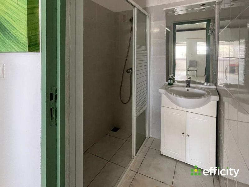 Maison - 137 m² - 6 pièces