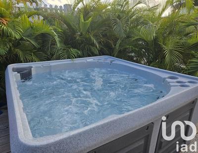 Maison - 138 m² - 6 pièces