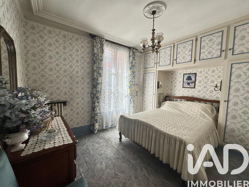 Maison de ville - 140 m² - 7 pièces