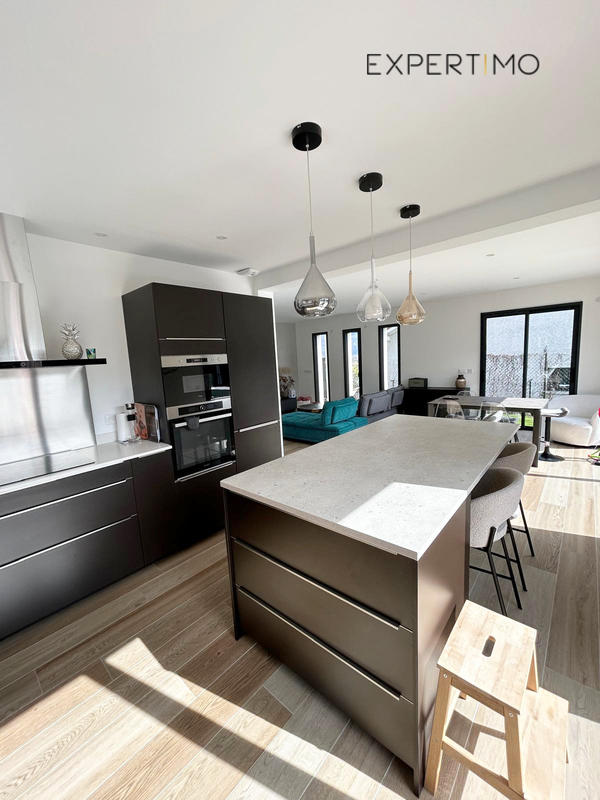 Maison - 116 m² - 5 pièces