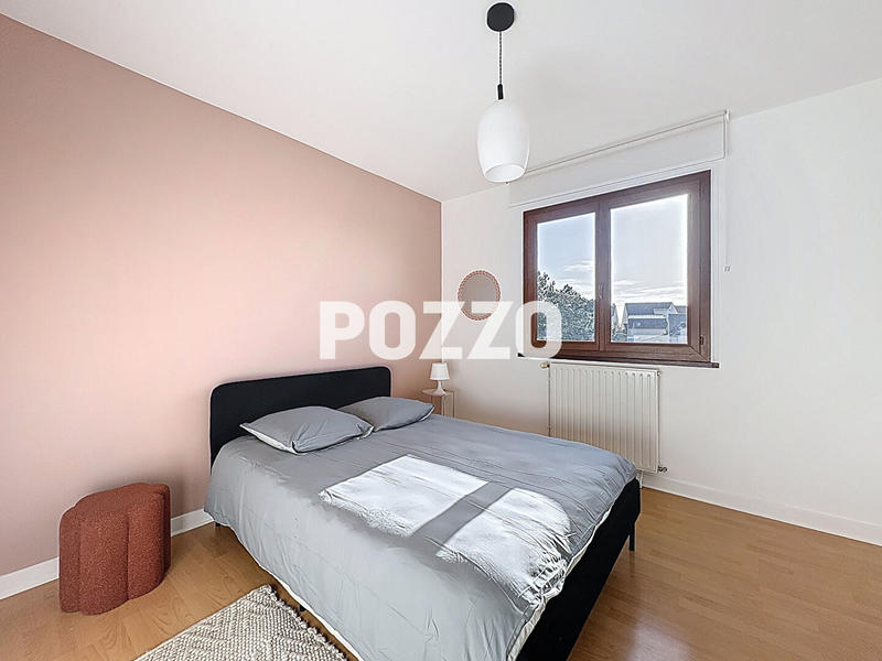 Appartement - 93 m² - 3 pièces