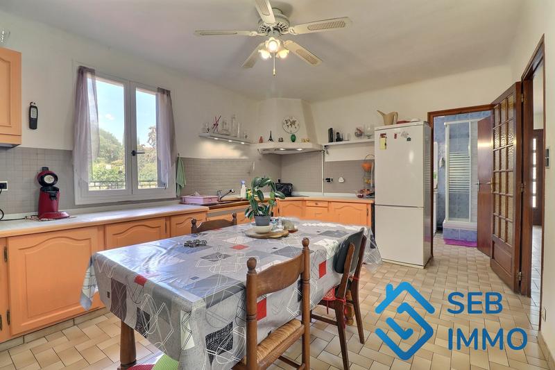 Maison - 143 m² - 5 pièces