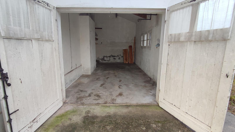 Maison - 117 m² - 9 pièces