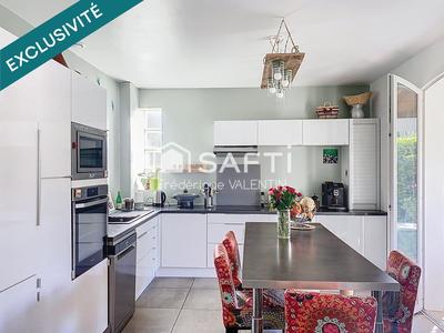 Maison - 101 m² - 5 pièces