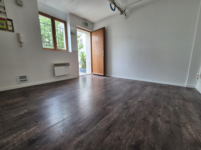 Bureau - 50 m² - 2 pièces