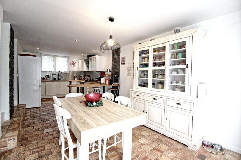 Maison - 156 m² - 7 pièces