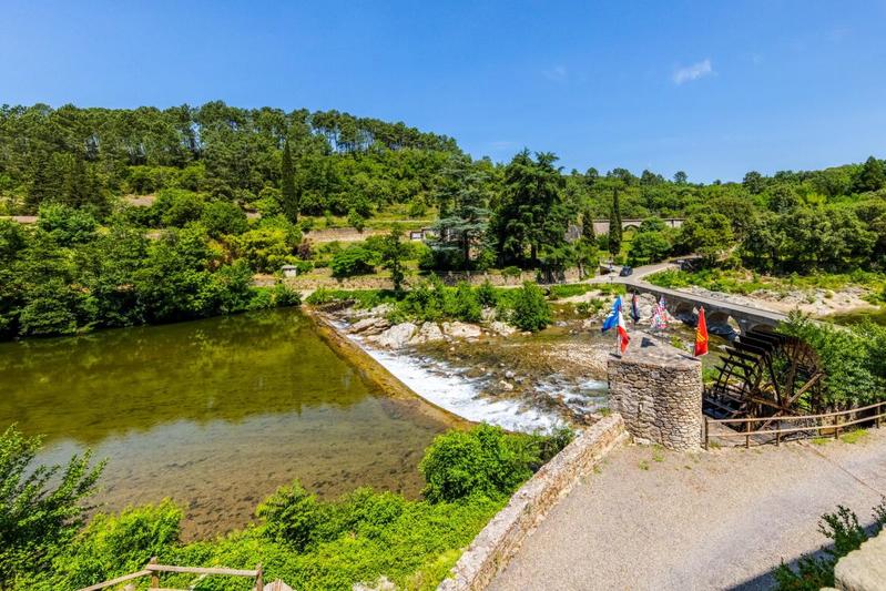 Maison - 459 m² - 10 pièces