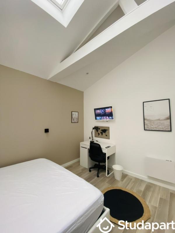 Chambre - 14 m² - 1 pièce