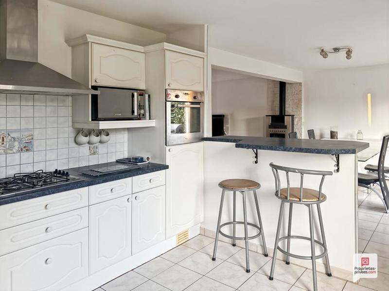 Maison - 100 m² - 6 pièces