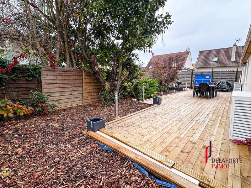 Maison - 121 m² - 5 pièces