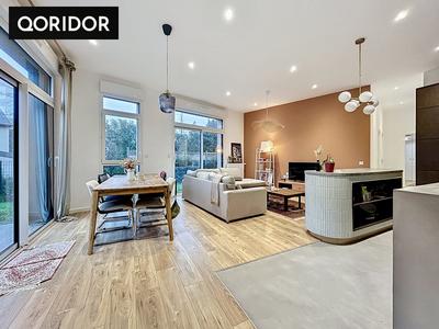 Appartement - 103 m² - 4 pièces