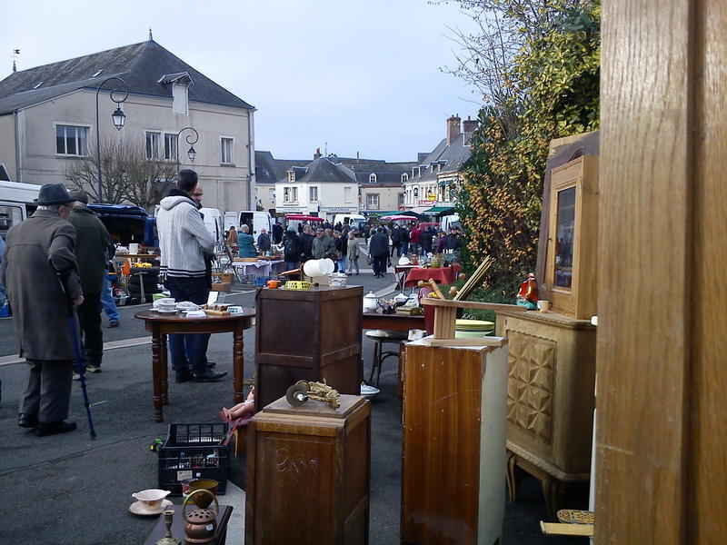 Brocante - bric à brac - artisanat