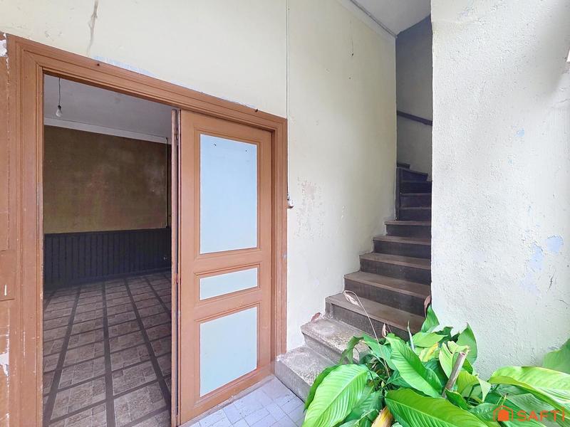 Maison - 186 m² - 8 pièces