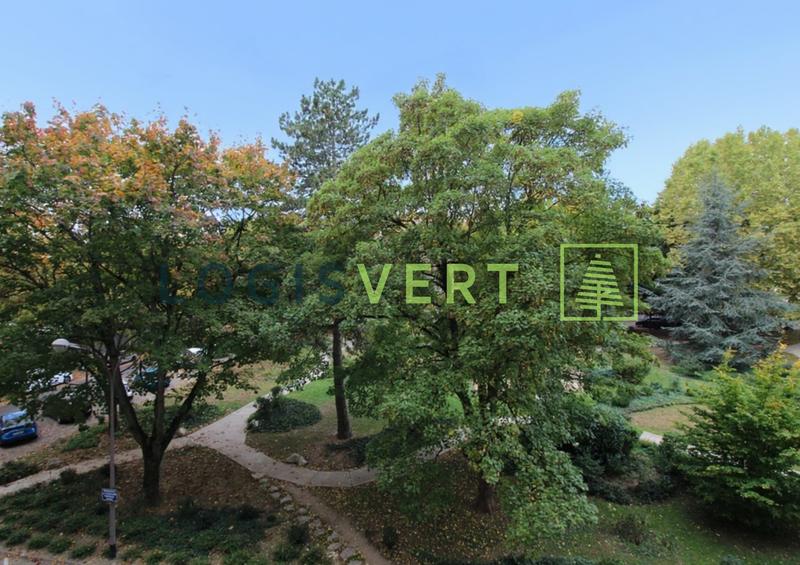 Appartement - 132 m² - 8 pièces