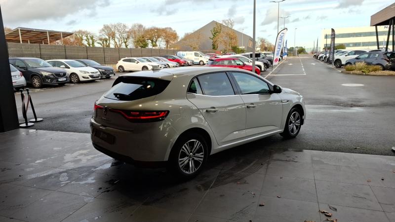 Renault Mégane IV Berline Intens Blue dCi 115 -21n