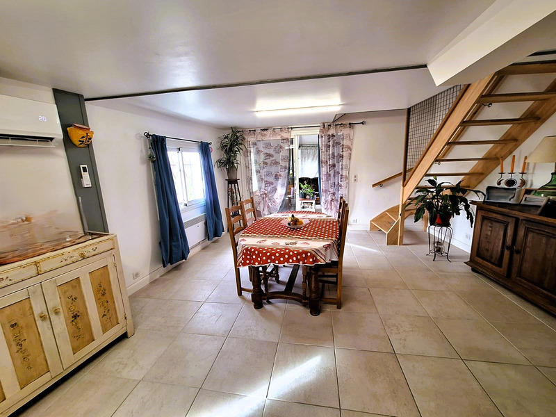 Maison - 121 m² - 5 pièces