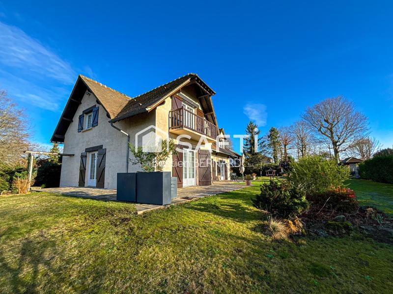 Maison - 196 m² - 6 pièces