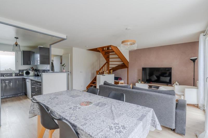 Maison - 108 m² - 5 pièces