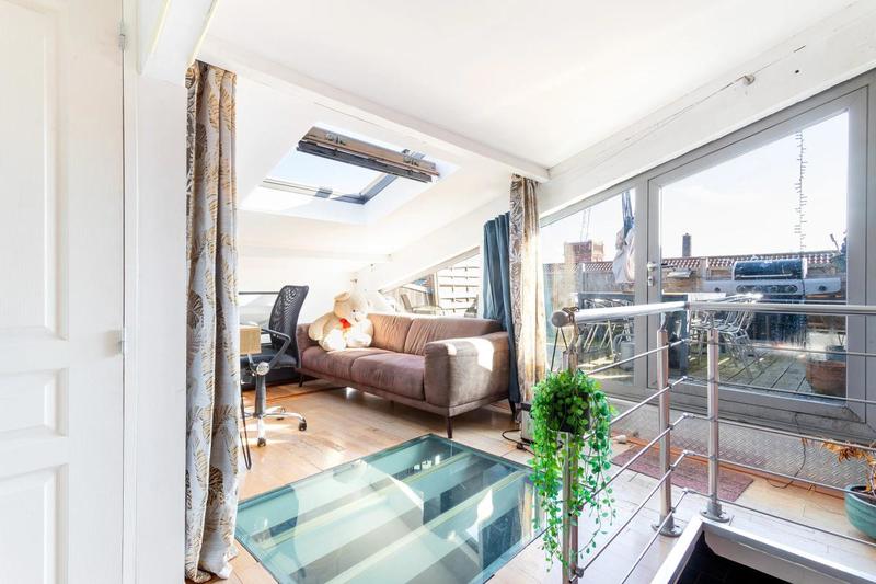 Appartement - 107 m² - 5 pièces