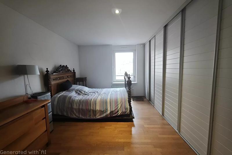 Maison - 205 m² - 9 pièces