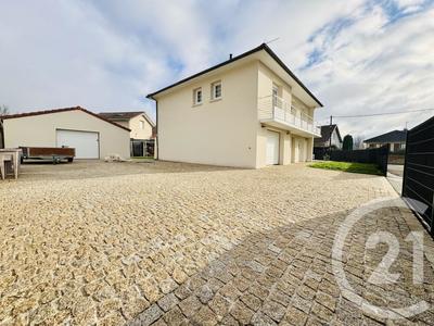 Maison - 110 m² - 6 pièces