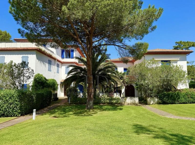 Appartement - 167 m² - 5 pièces