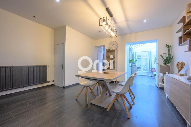 Maison - 128 m² - 5 pièces