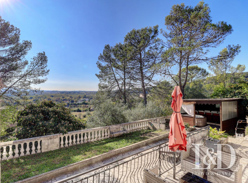 Maison - 103 m² - 5 pièces