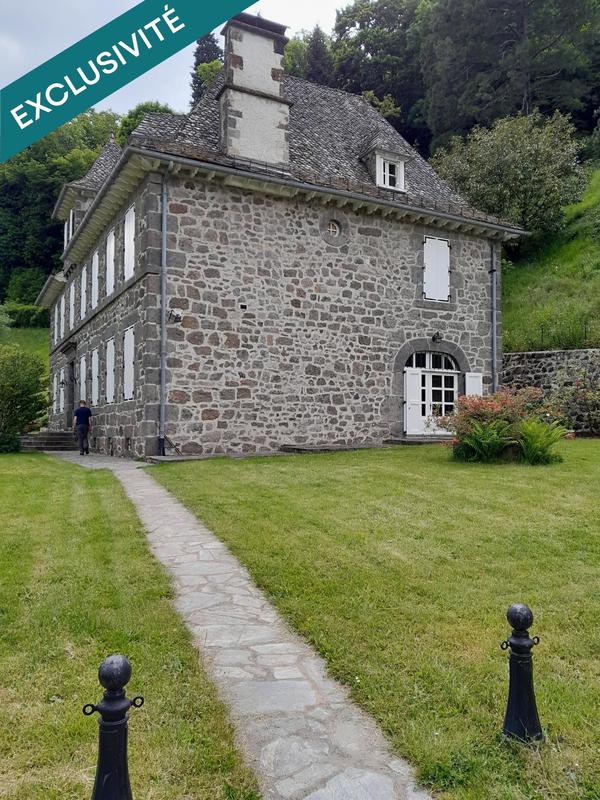 Maison de maîtres - 453 m² - 15 pièces