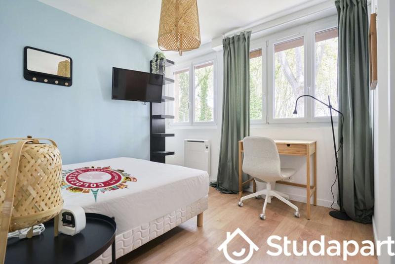 Chambre - 11 m² - 1 pièce