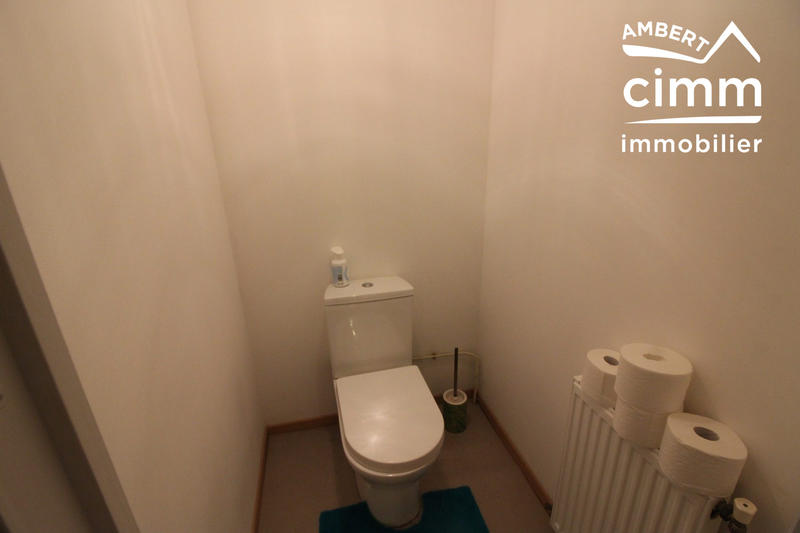 Maison - 275 m² - 12 pièces