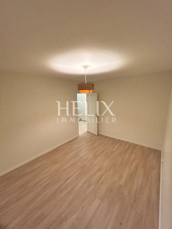 Appartement - 123 m² - 5 pièces