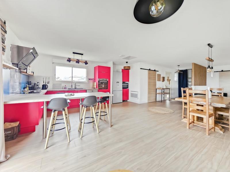 Maison - 126 m² - 5 pièces