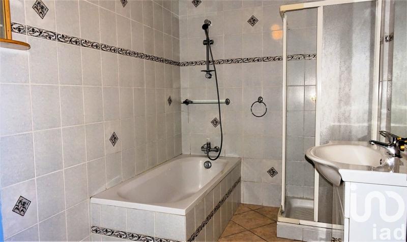 Maison - 195 m² - 7 pièces