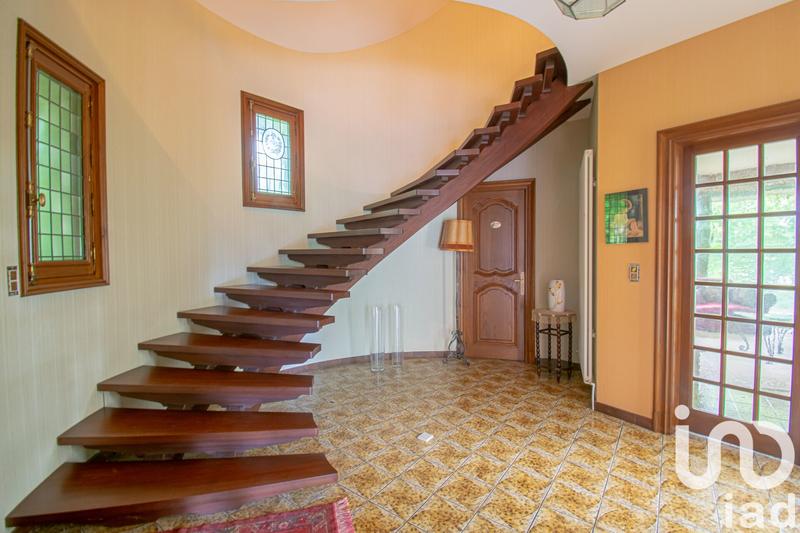 Maison - 333 m² - 8 pièces