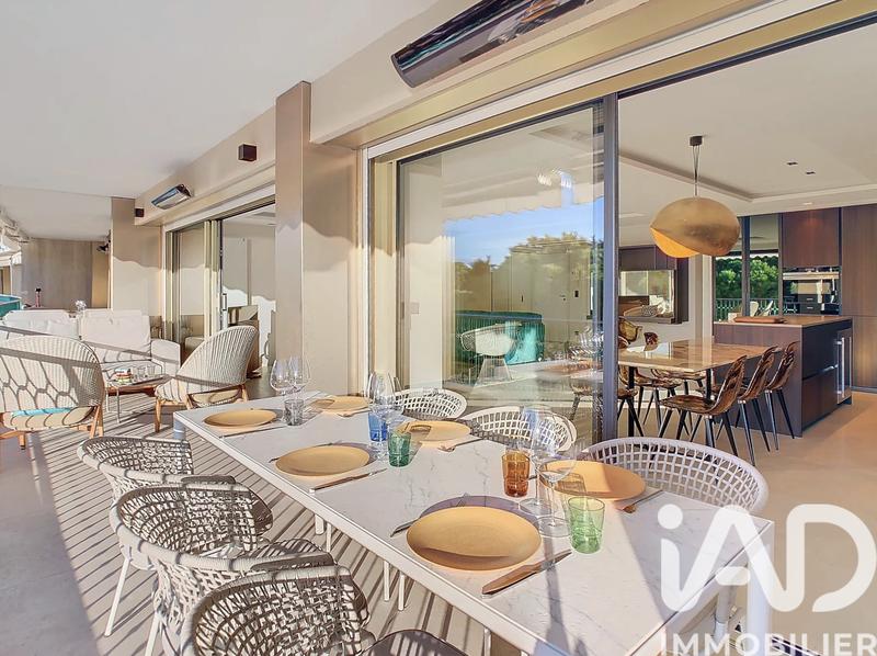 Appartement - 107 m² - 3 pièces