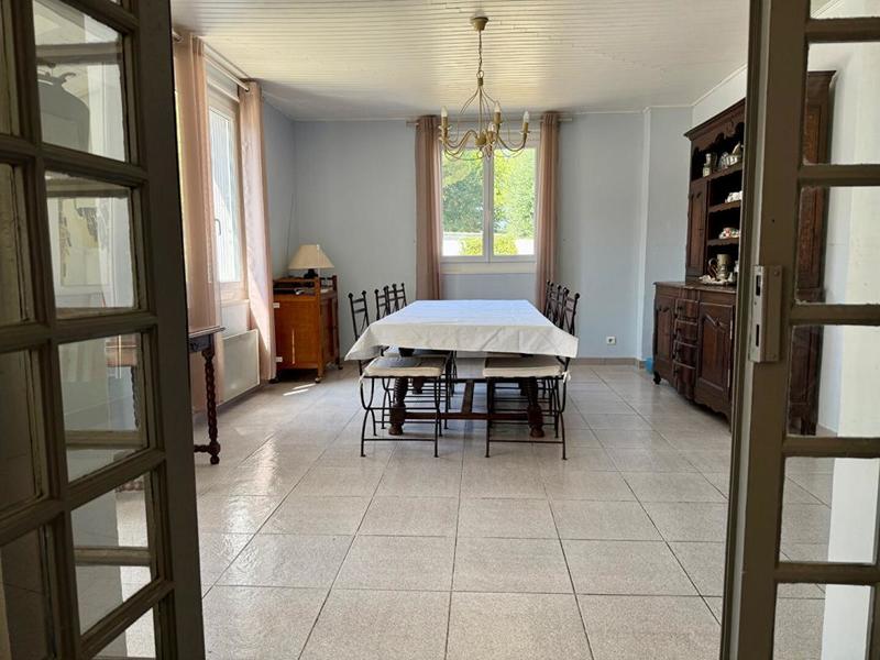 Maison - 121 m² - 5 pièces