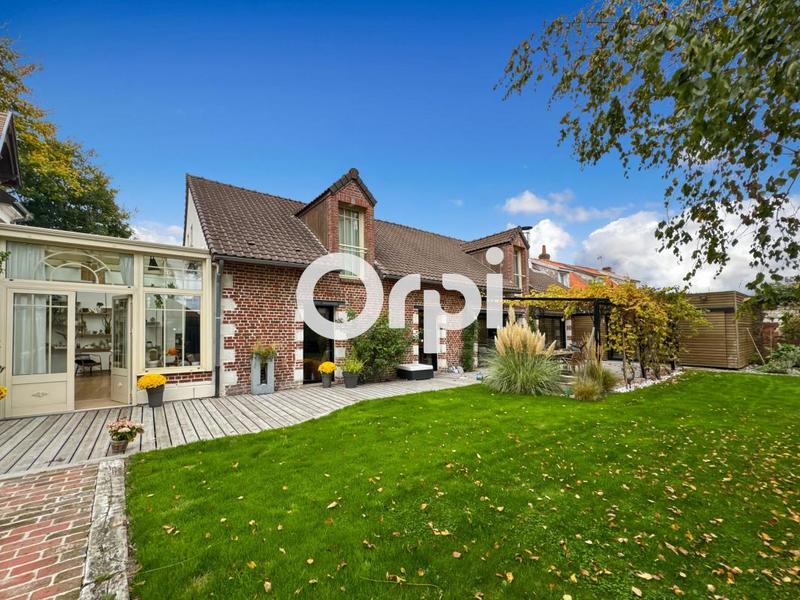 Propriété - 310 m² - 8 pièces